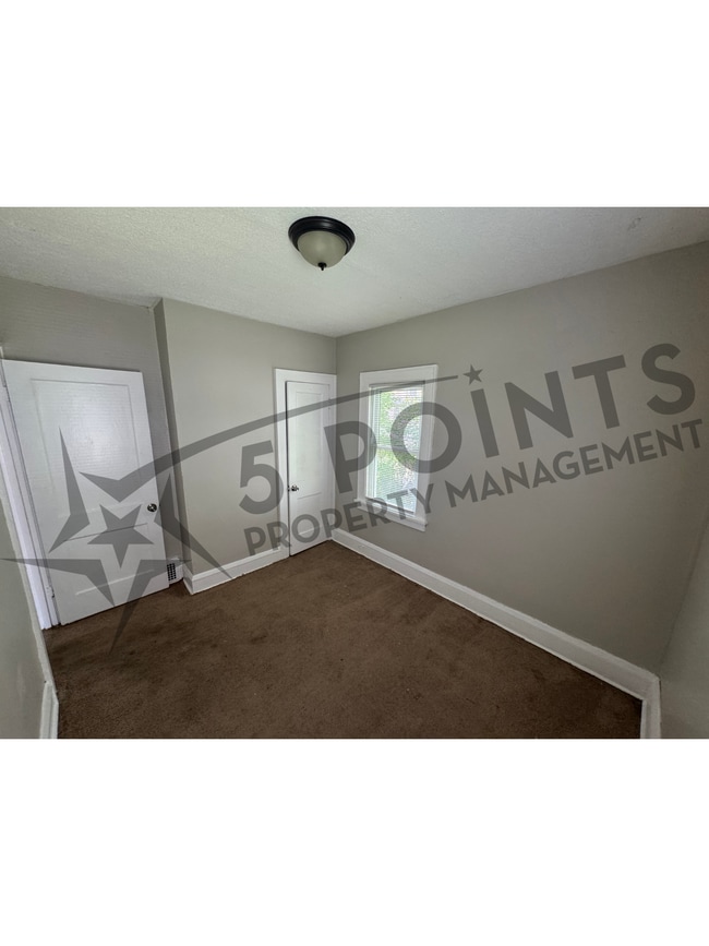Building Photo - 957 Eddy Rd
