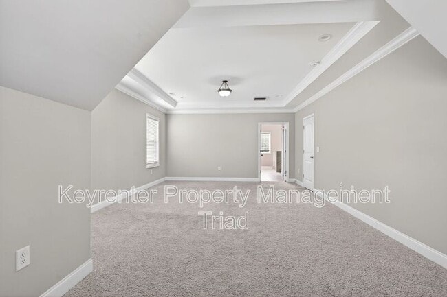 Building Photo - 4604 Skyview Trail