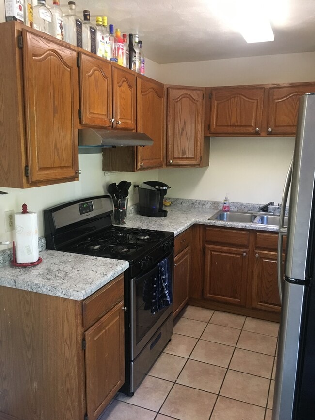 Kitchen - 1315 Lafayette Ave