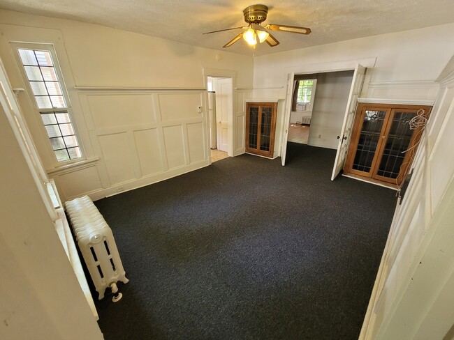 Living Room - 5331 Beeler St