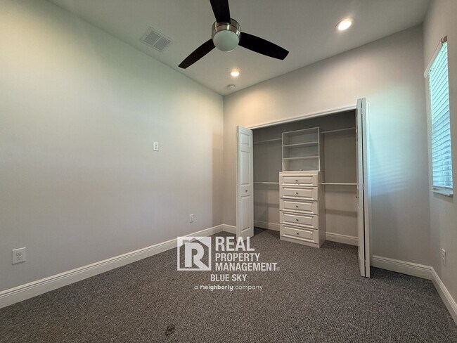 Building Photo - 30129 Sheron Dr