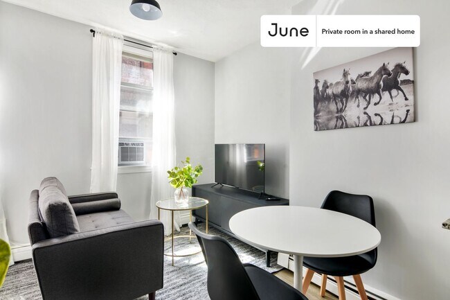 Building Photo - Room in Shared 3 bed/1 bath home in North End