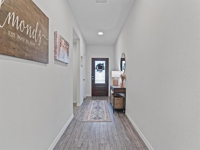 Building Photo - 6202 Halton Dr.