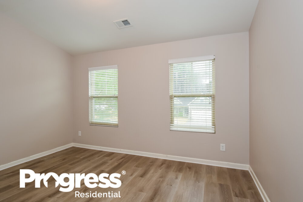 Building Photo - 222 Westridge Cir