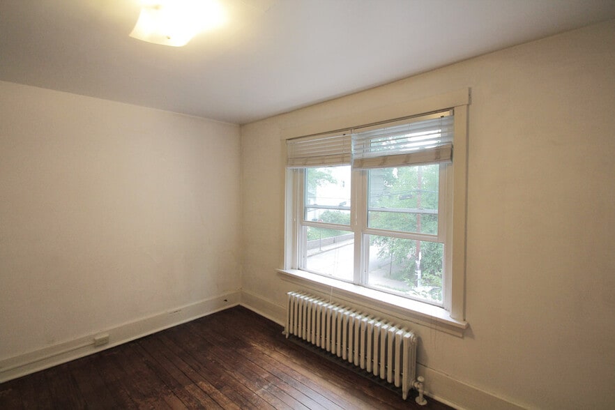 Building Photo - 609 Mifflin Ave