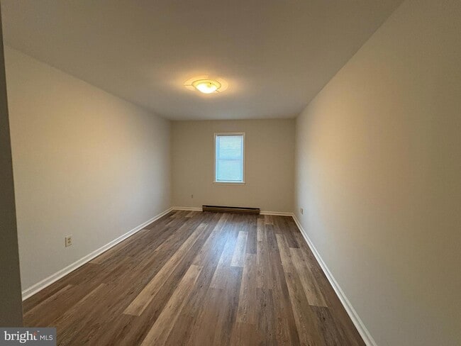 Building Photo - 50 US-130