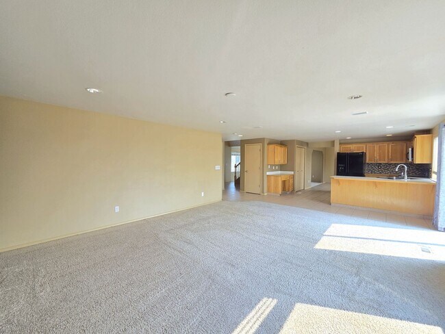 Building Photo - 7008 S Lucas St
