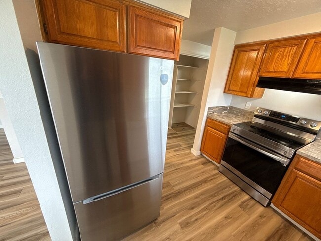 Building Photo - 3714 47th Ave NE