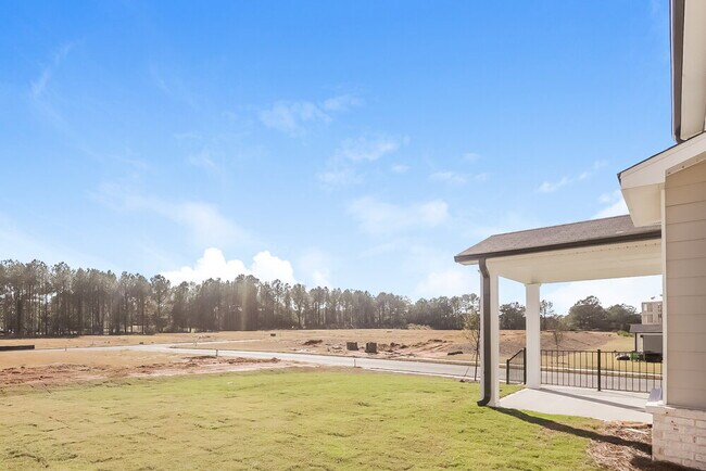 Building Photo - 739 Sara Mdw Rd