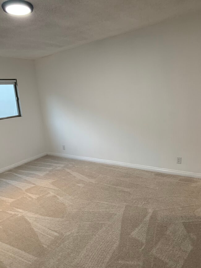 2nd Bedroom - 1841 N Fuller Ave