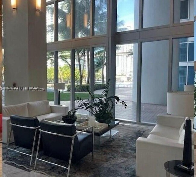 Building Photo - 185 SW 7th St