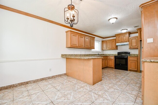 Building Photo - 2430 Ridge Hollow Dr