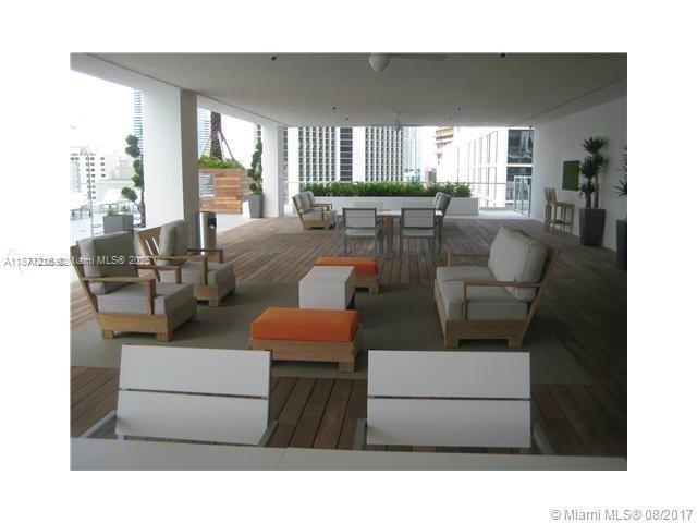 Building Photo - 500 Brickell Ave