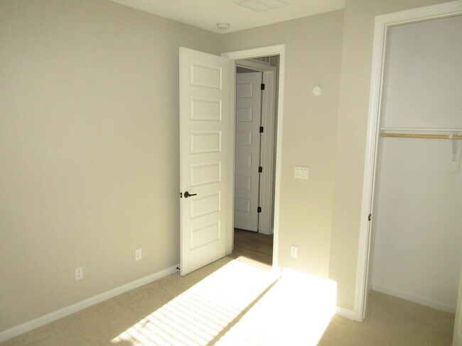 Building Photo - 8715 Sugarite Trail NE