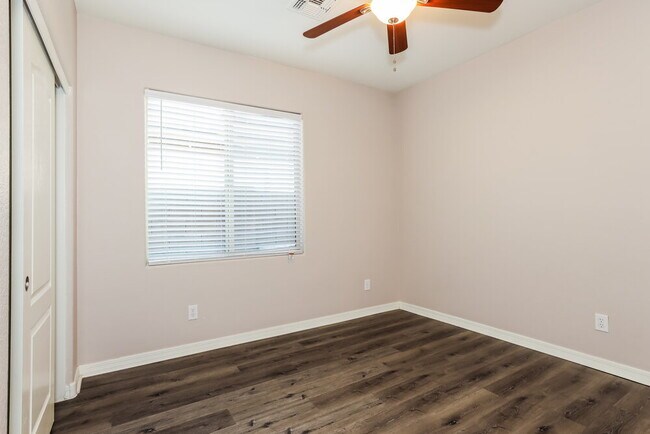 Building Photo - 33022 N Falcon Trail