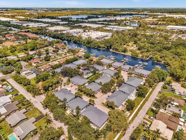 Building Photo - 2727 Treasure Cove Cir