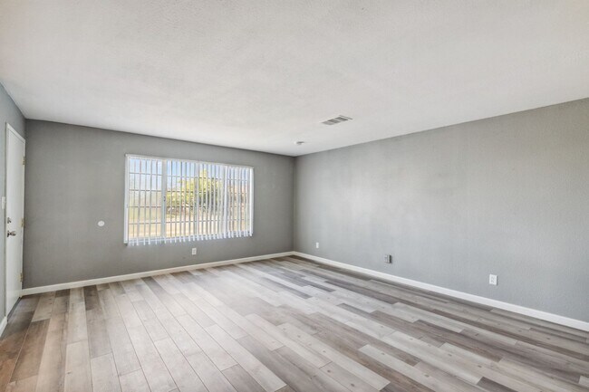 Building Photo - Rent to Own