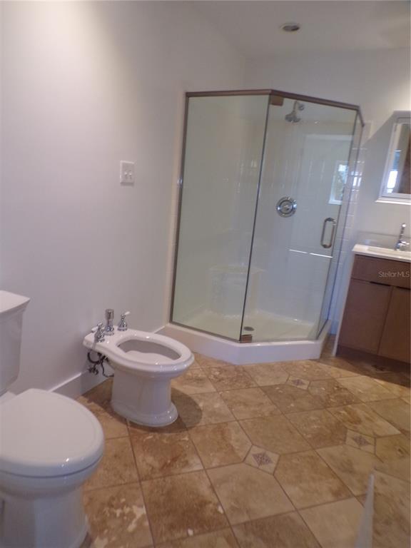 Building Photo - 179 Maria Ct