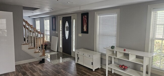 Building Photo - 227 Thurber Ave