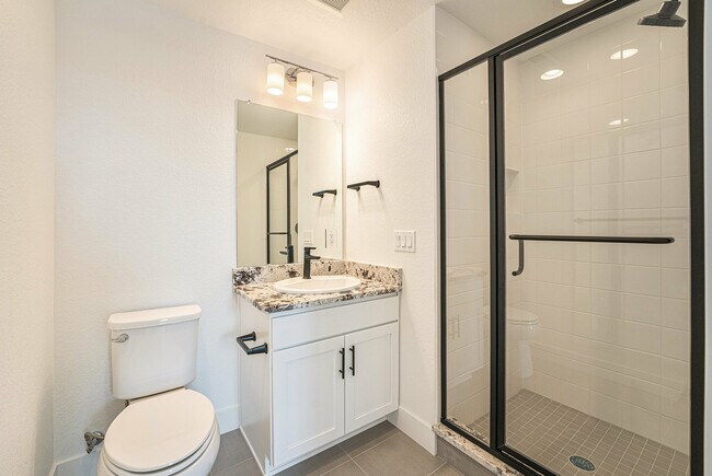 Building Photo - 2663 Nicholas Wy