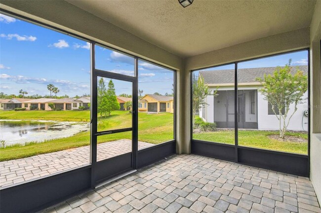 Building Photo - 829 Grand Canal Dr
