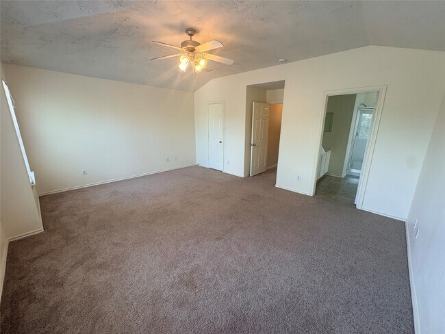 Building Photo - 14403 Fairbuff Ln