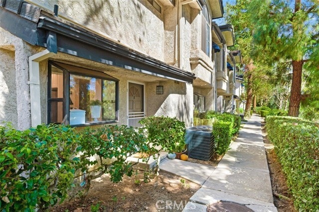 Building Photo - 5704 Skyview Way