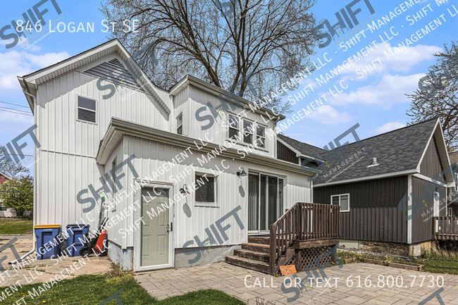 Building Photo - 846 Logan St SE