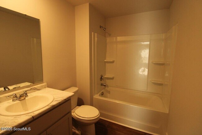 Building Photo - 507 Autumns Wood Cir W