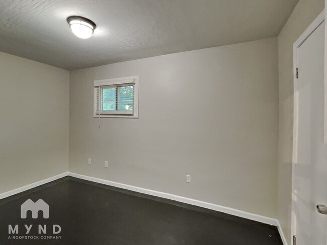 Building Photo - 928 Heyl Ave