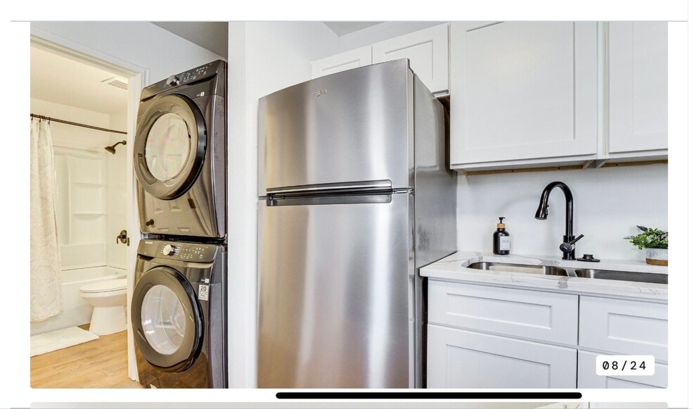 Building Photo - 115 Mist Flower Dr