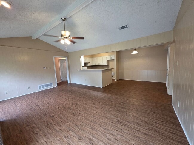 Building Photo - 4724 Berridge Ln