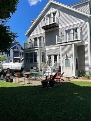 Building Photo - 9 A St