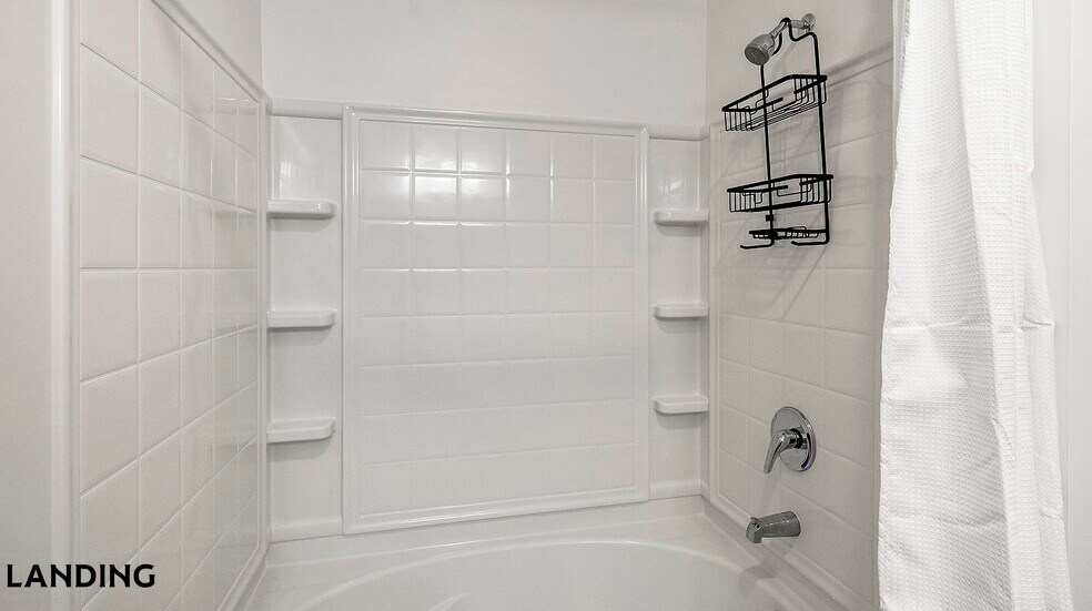 Building Photo - 100 Wildwood Ct