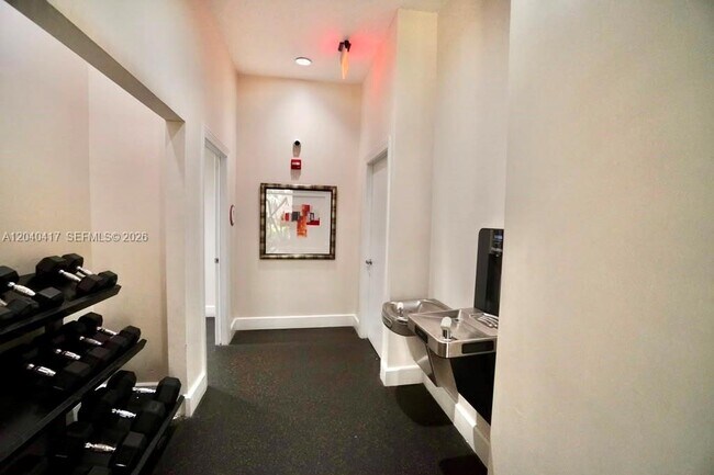 Building Photo - 1830 Radius Dr