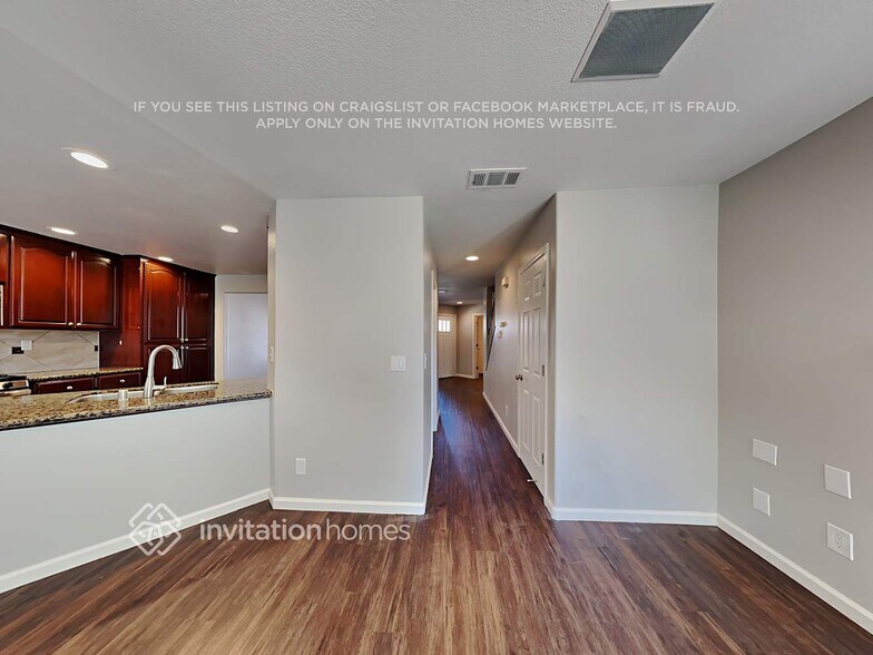 Building Photo - 4505 Country Run Way