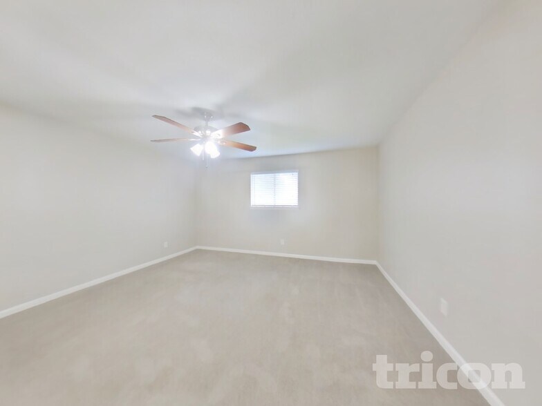 Building Photo - 5515 Fallengate Dr