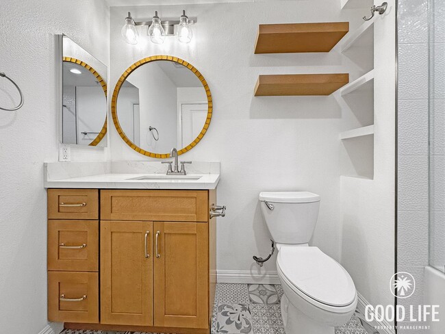 Building Photo - Resort-Style 1BR in Anaheim | Gym, Pool, Jacuzzi & Balcony