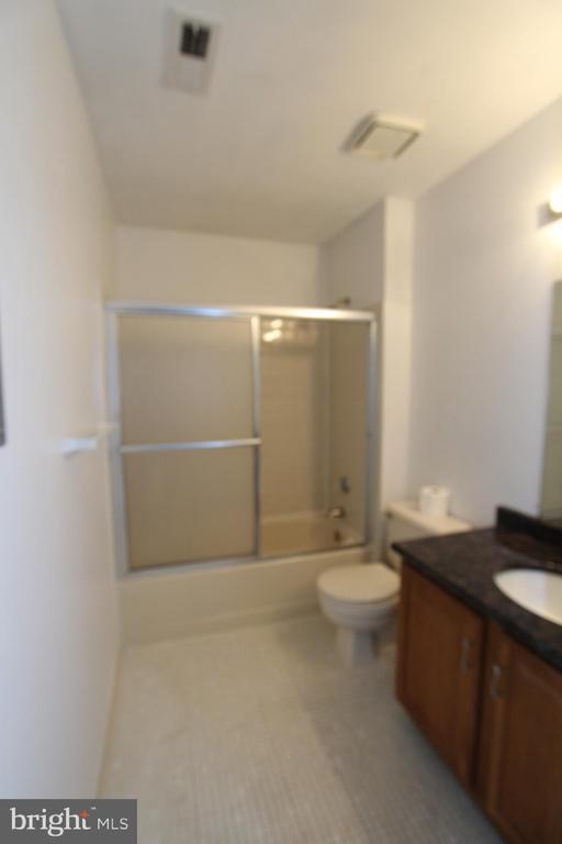 Building Photo - 2114 Aspen Dr