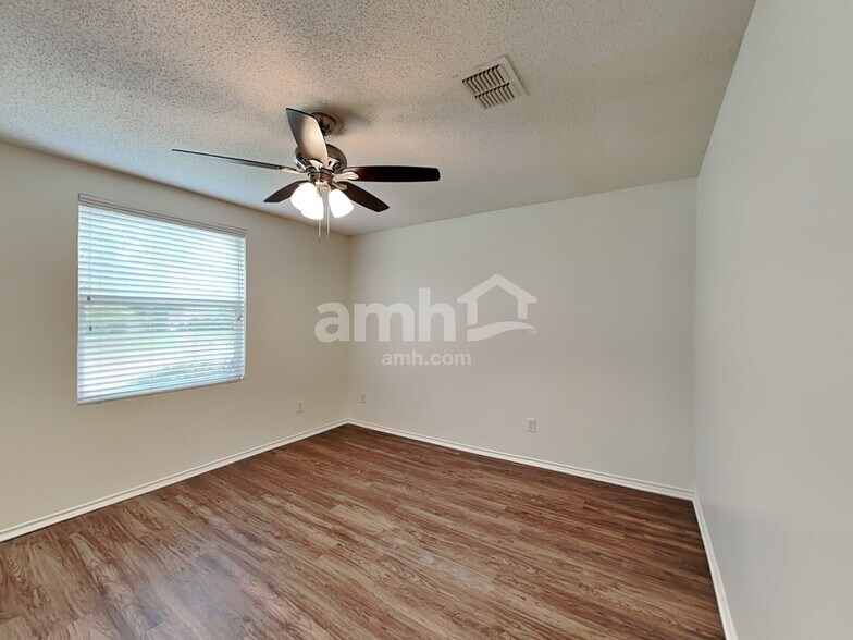 Building Photo - 3017 Dusty Ridge Dr