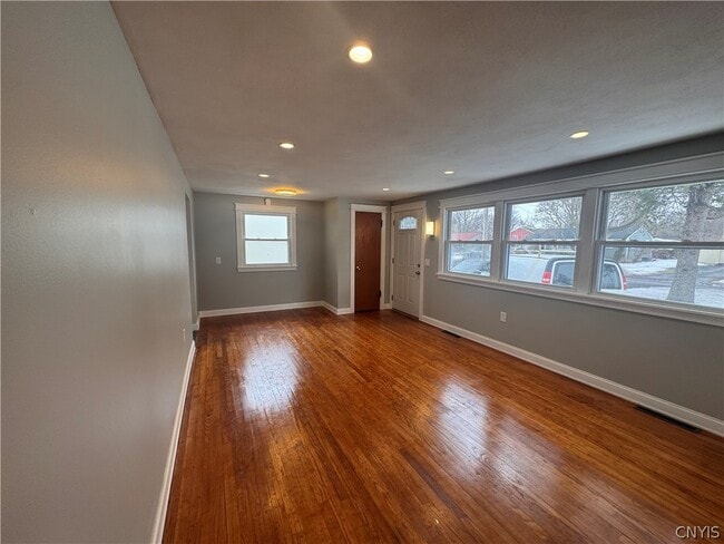 Building Photo - 108 Kristin Rd