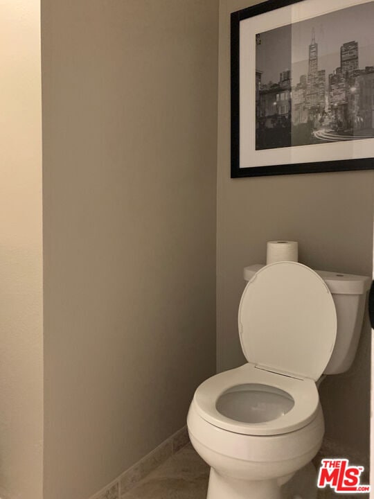 Building Photo - 4804 La Villa Marina