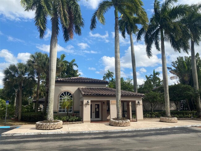 Building Photo - 9968 Nob Hill Ln