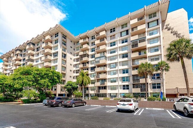 Building Photo - 777 S Federal Hwy