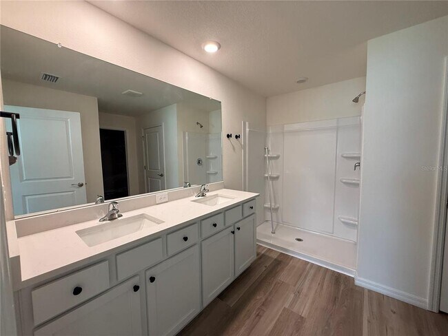 Building Photo - 4682 SW 88th Ln