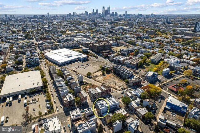 Building Photo - 413 W Berks St