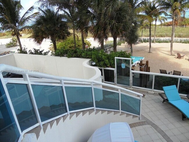 Building Photo - 9172 Collins Ave