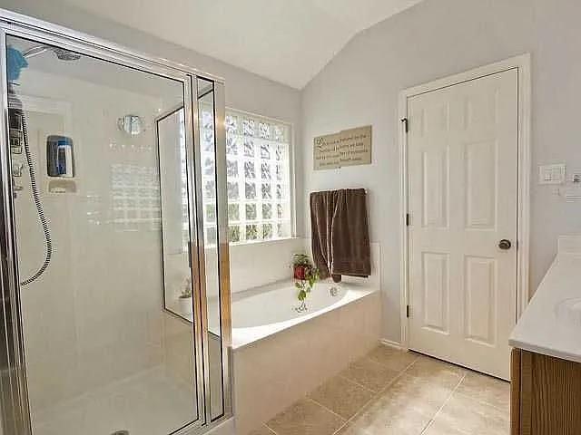 Building Photo - 16900 Brayton Park Dr