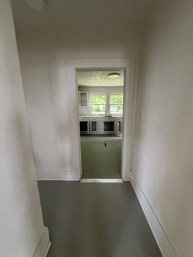 Building Photo - Exclusively Offered By Muse Realty Rentals, LLC