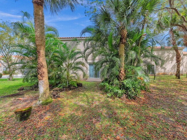 Building Photo - 11050 Nautilus Dr